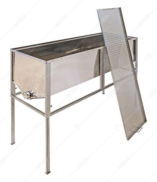 Descapacitor cu plasa (1.5 m; List 0.5 AISI 304)canea plastic